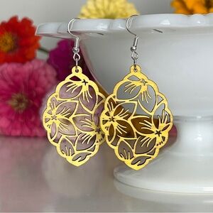 NWT Lightweight Laser Cut Yellow Wooden Earrings